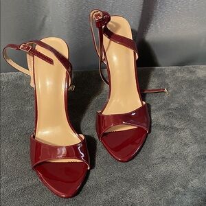 Chic Burgundy Strappy Heels